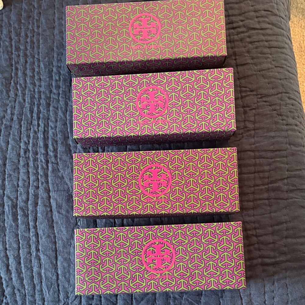 Tory Burch Women’s Flip Flop Shoe Boxes